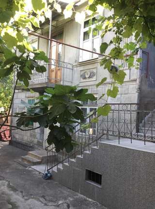 Гостевой дом Irakli Батуми-3